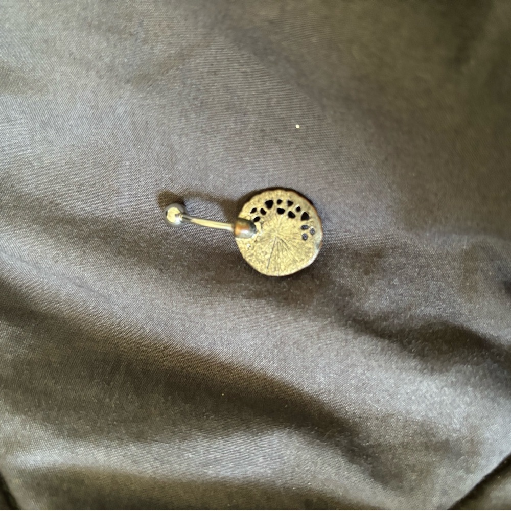 Moon Bellybutton ring - Picture 2 of 3